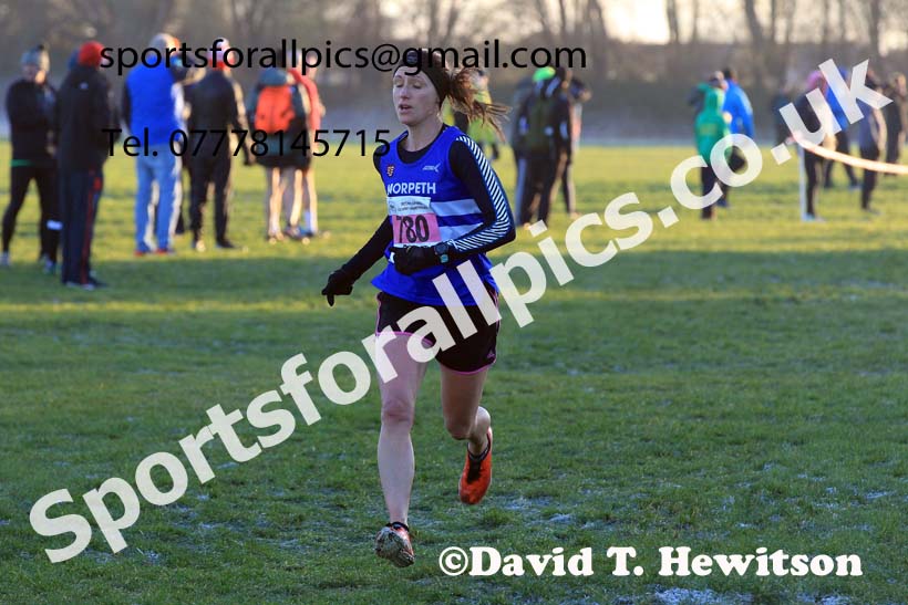 Senior womens 2022 North Eastern Cross Country Champs., Temple Park, South Shields.  Photo: David T. Hewitson/Sports for All Pics